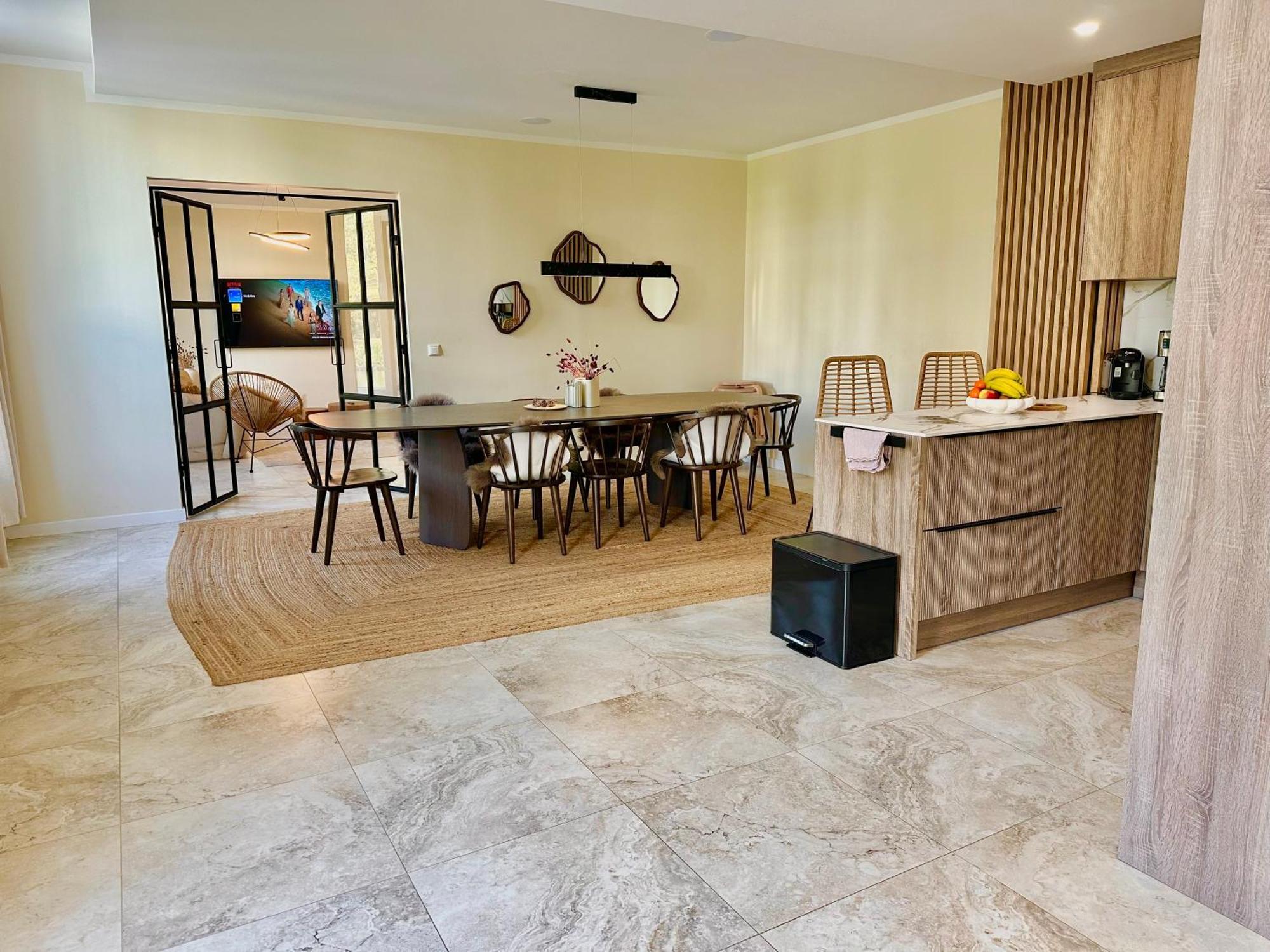 Sanierte 5 Zimmer Luxus Standard Apartment Auf 350Qm Hamborg Eksteriør billede